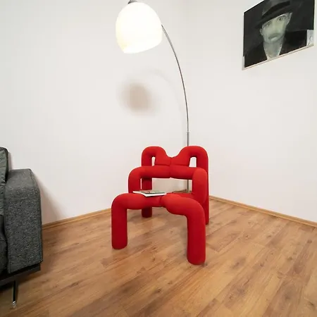 White 60 Qm - Zentral - Balkon - Messe Düsseldorf