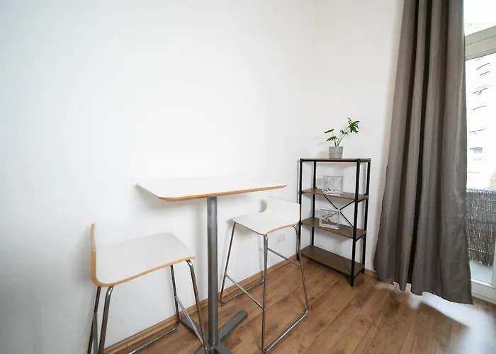 White 60 Qm - Zentral - Balkon - Messe *