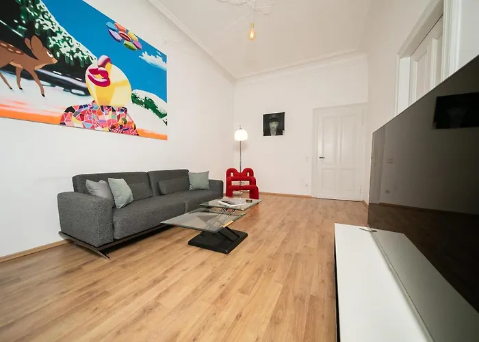 White 60 Qm - Zentral - Balkon - Messe Apartment *