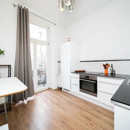 White 60 Qm - Zentral - Balkon - Messe