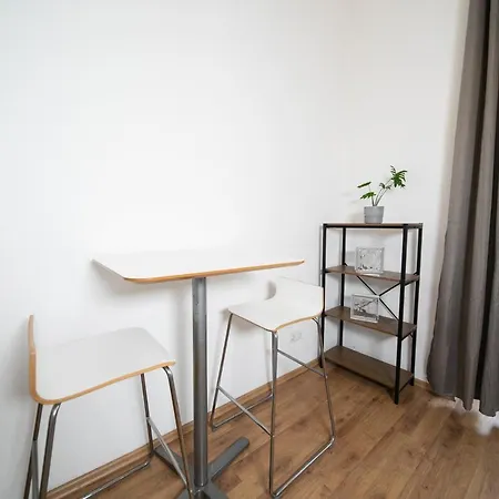 White 60 Qm - Zentral - Balkon - Messe *