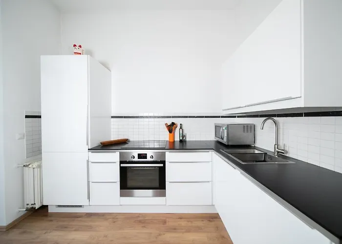 White 60 Qm - Zentral - Balkon - Messe Appartamento