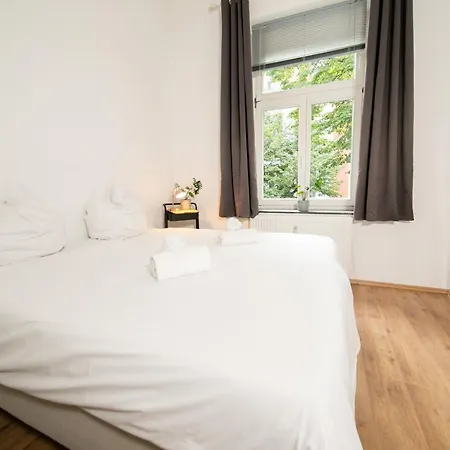 White 60 Qm - Zentral - Balkon - Messe Appartement Düsseldorf